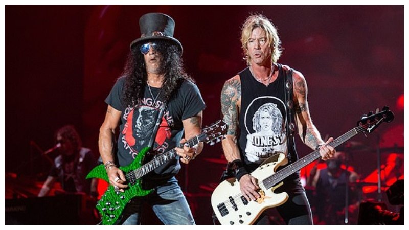 Grupi i famshëm muzikor del hapur kundër Donald Trump