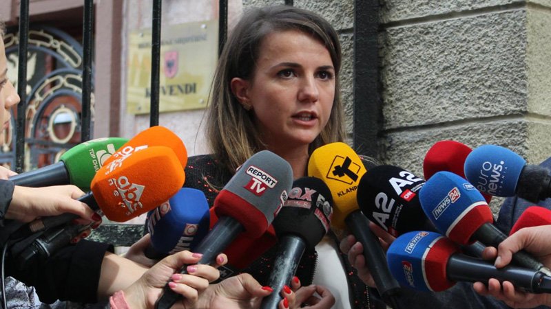 Hajdari del e revoltuar nga mbledhja: I shkelin syrin njëri-tjetrit dhe qershia mbi tortë ishte…