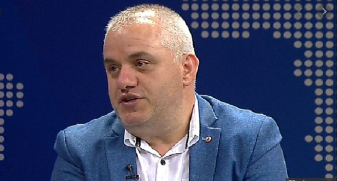 Legalizimi i kanabisit, Hoxha: Njerëz kini kujdes! Nuk ndihmon as “çunat”