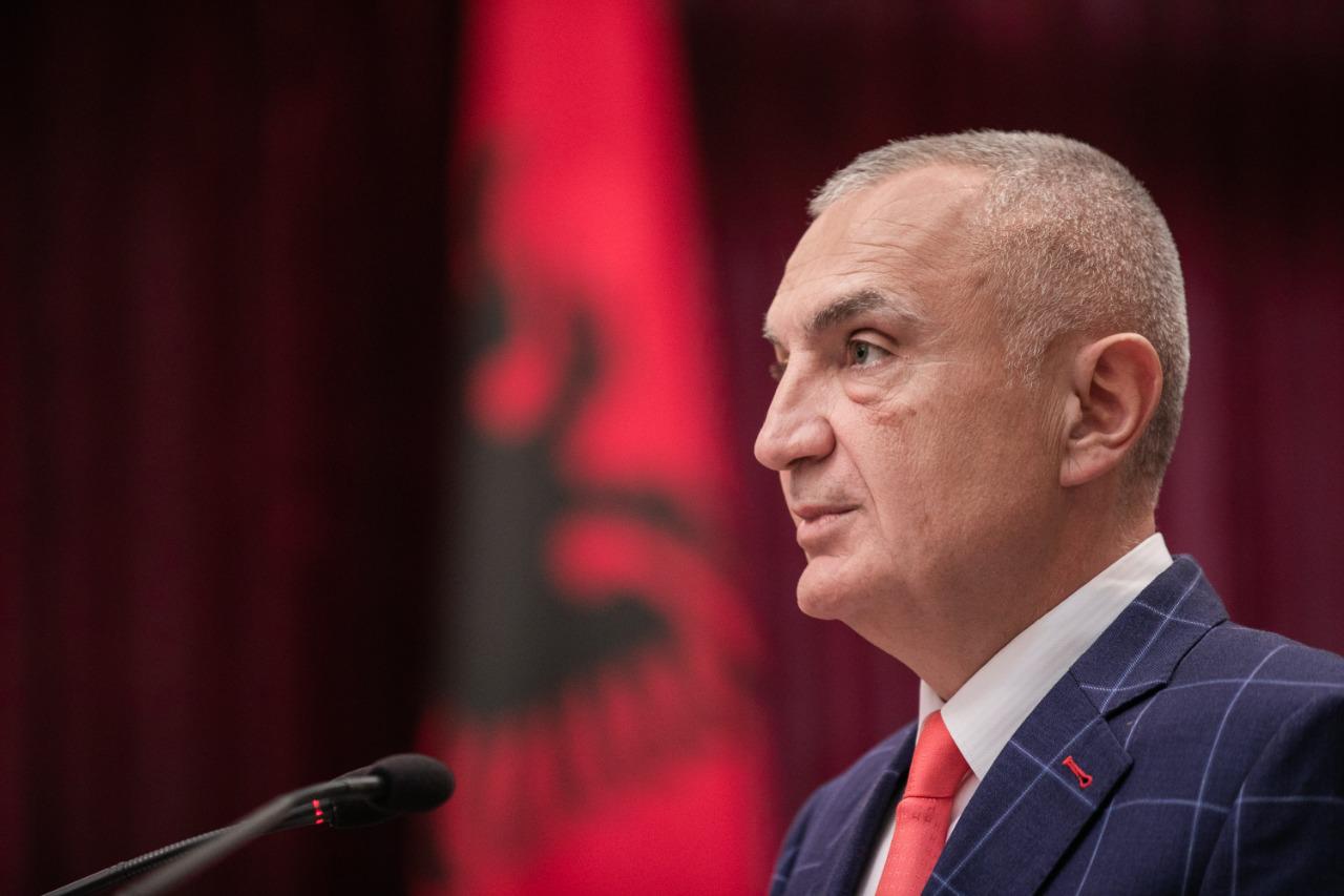 “Veliaj e prishi Teatrin me e-mail”, Meta: Nuk mund ta besoj që edhe kjo ka ndodhur!