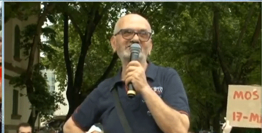 “Qenkeni futur dhe nga territori i bashkisë mor aman”, Mehdi Malkaj nuk e kursen ironinë e ngre protestuesit peshë