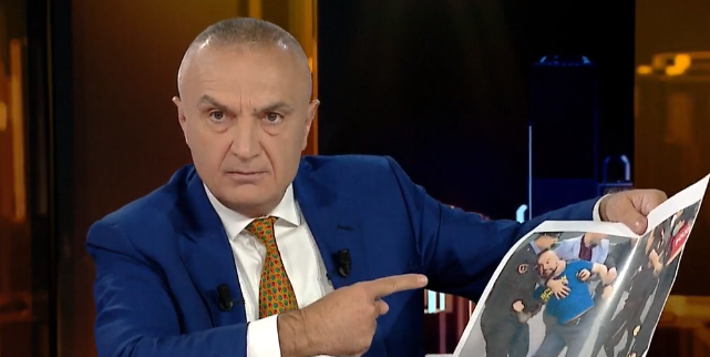 Paralajmërimi i Metës: Do nxjerr dekret për shpërndarjen e qeverisë