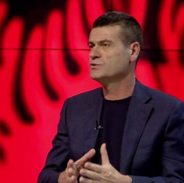 Pakti i 18 majit/ Ironia e Patozit: Asgjë s’do ndodhë tek teatri…