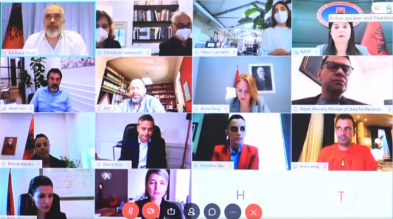 Rindërtimi/ Dy arkitektët italianë prezantojnë planet e dy lagjeve të reja në Tiranë e Durrës: Do të strehohen 5 mijë familje