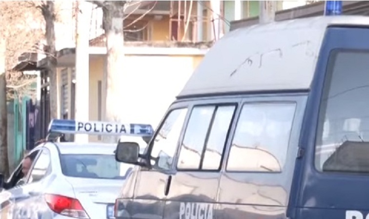 Mbante hapur lokalin në Durrës, procedohet administratorja 31-vjeçare