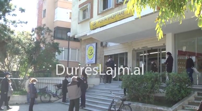 Posta e Durrësit: Ku duhet të paraqiteni për të marrë pagesat sipas rajoneve