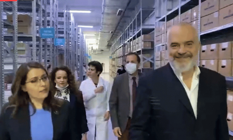 Rama inspekton depon e re të ilaçeve: Deri dje barnat shiteshin në farmaci sa frëngu pulën