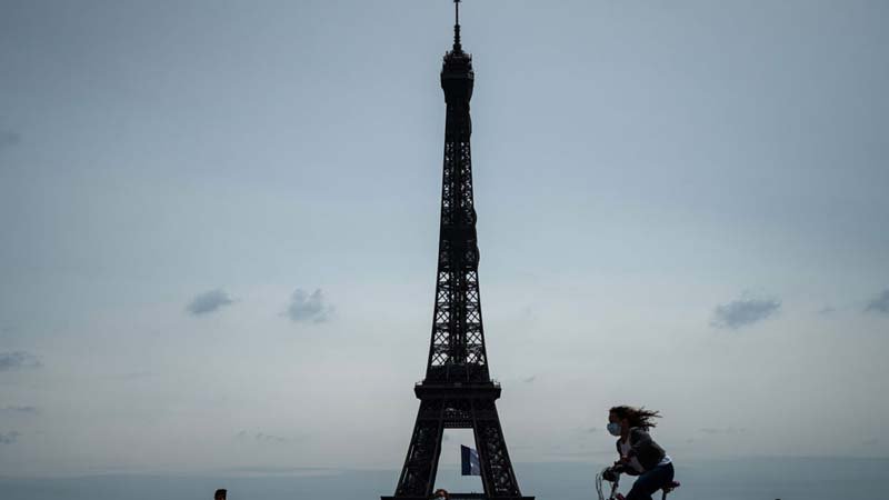 Franca zgjat gjendjen e jashtëzakonshme deri më 10 korrik