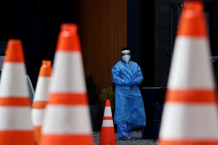 SHBA tejkalon 99 mijë viktima nga koronavirusi, të infektuarit 1 milionë e 684 mijë