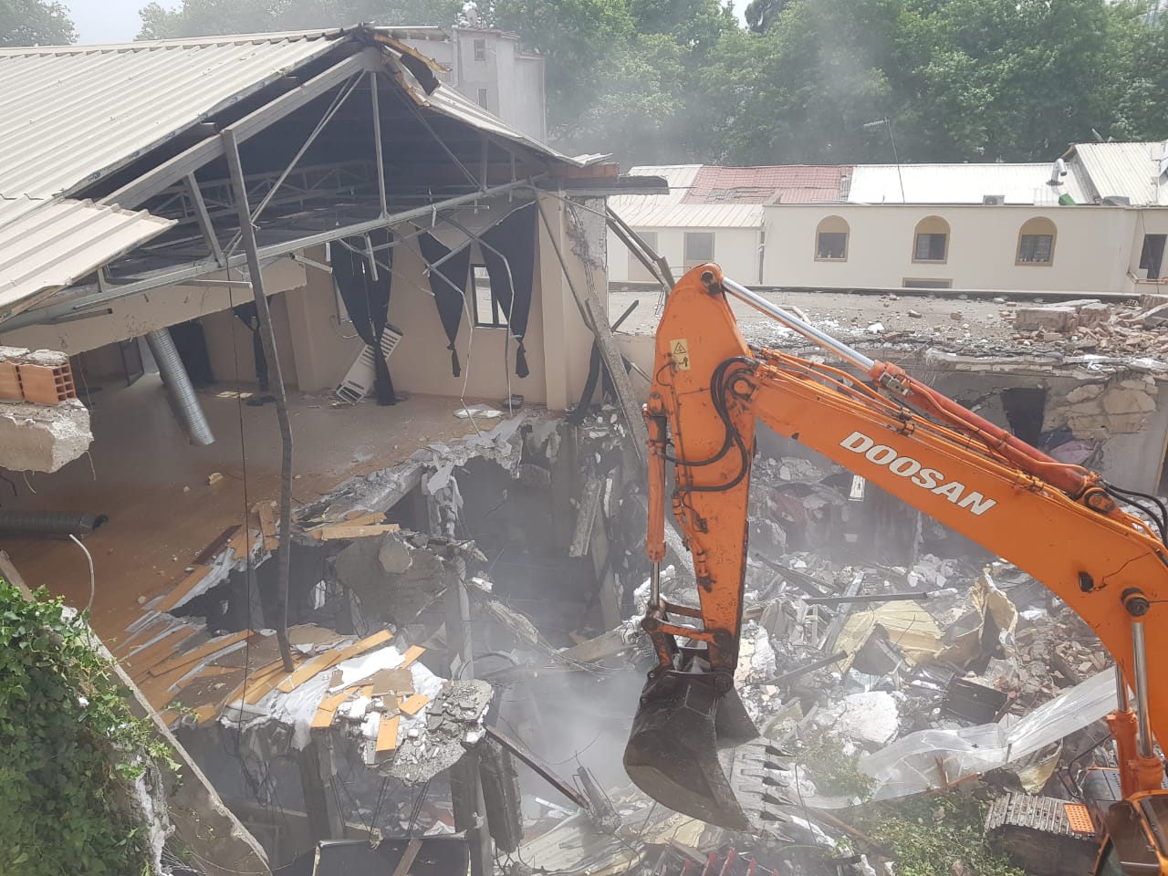 Unioni Ndërkombëtar Demokrat: Shembja e teatrit akt i paligjshëm, Rama po shkatërron demokracinë