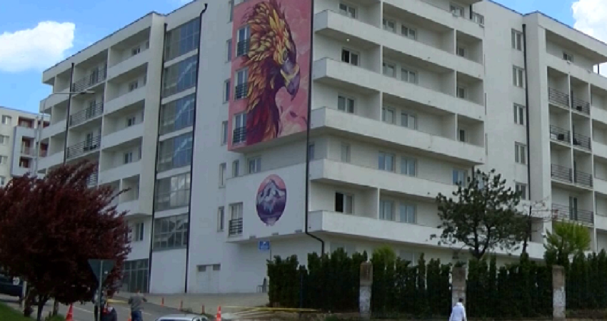 Vetëvrasje në karantinë, polemika në Kosovë për vdekjen e 26-vjeçarit