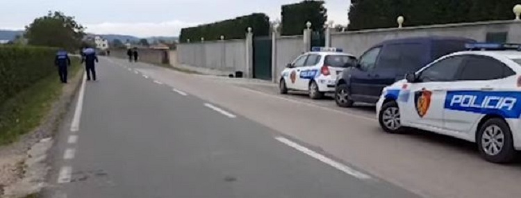 Plagosi me armë zjarri dajë e nip, vetëdorëzohet në polici autori