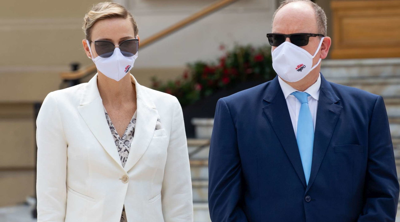 Familja mbretërore e Monakos në daljen e parë publike, të gjithë me maska (FOTO)