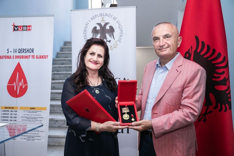 Dhuron gjak prej 30 vitesh, Meta e vlerëson me titullin e lartë