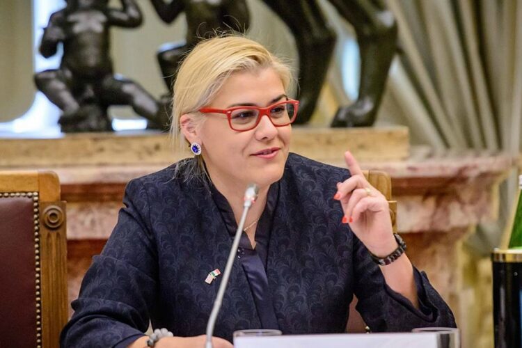 Durrsakja Klodiana Çuka, një personalitet i jetës publike italiane