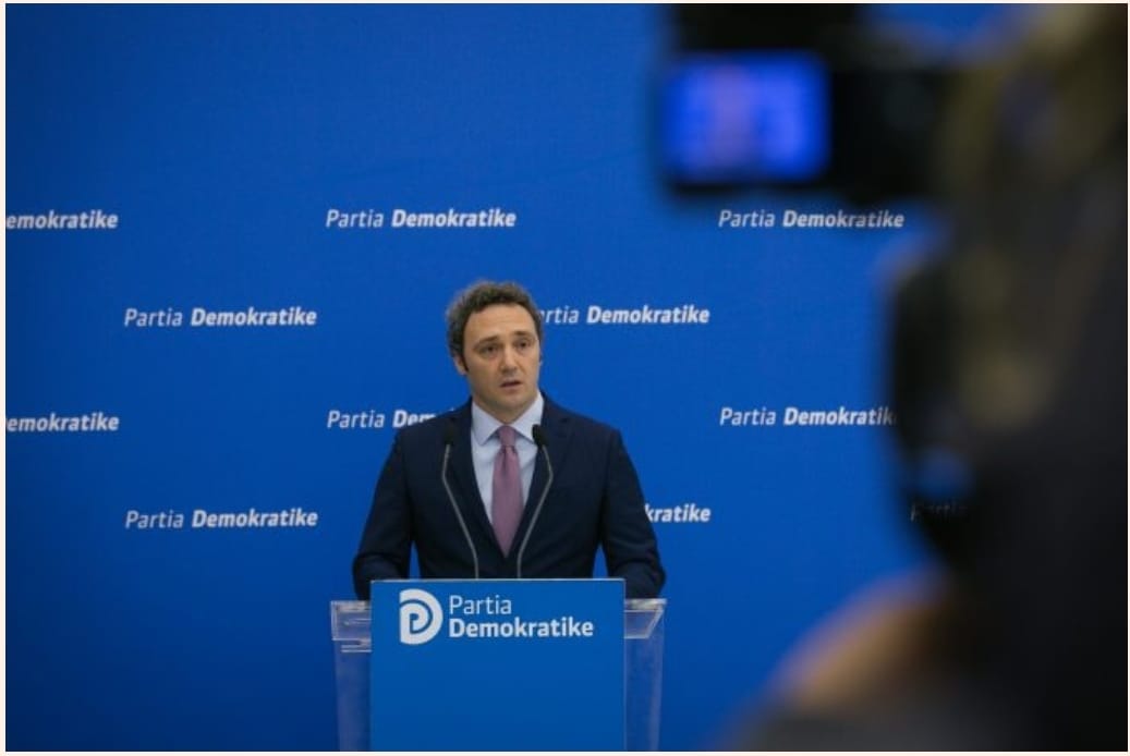 Bardh Spahia thirrje ministres Manastirliu: Reagoni! Duhet këputur zinxhiri i infeksionit Covid në QSUT!