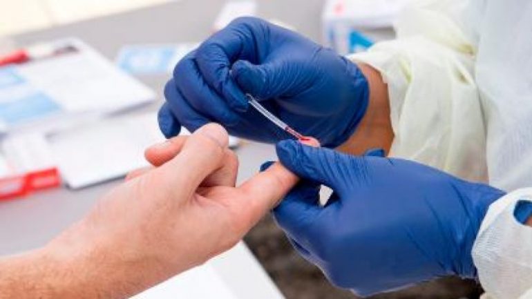 Paralajmërimi i FBI: Kujdes nga testet e rreme të antitrupave për koronavirusin