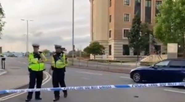 Sulm me thikë në një park, 3 të vdekur e 2 të plagosur