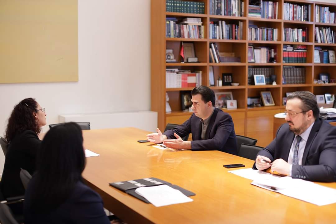 Nga garancia shtetërore tek ulja e barrës fiskale, Basha shpalos prioritetet e PD-së për ekonominë