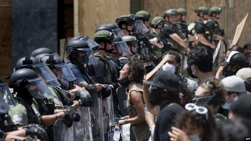 Shefi i Pentagonit sfidon Trumpin: Nuk përdorim forcën mbi protestuesit!