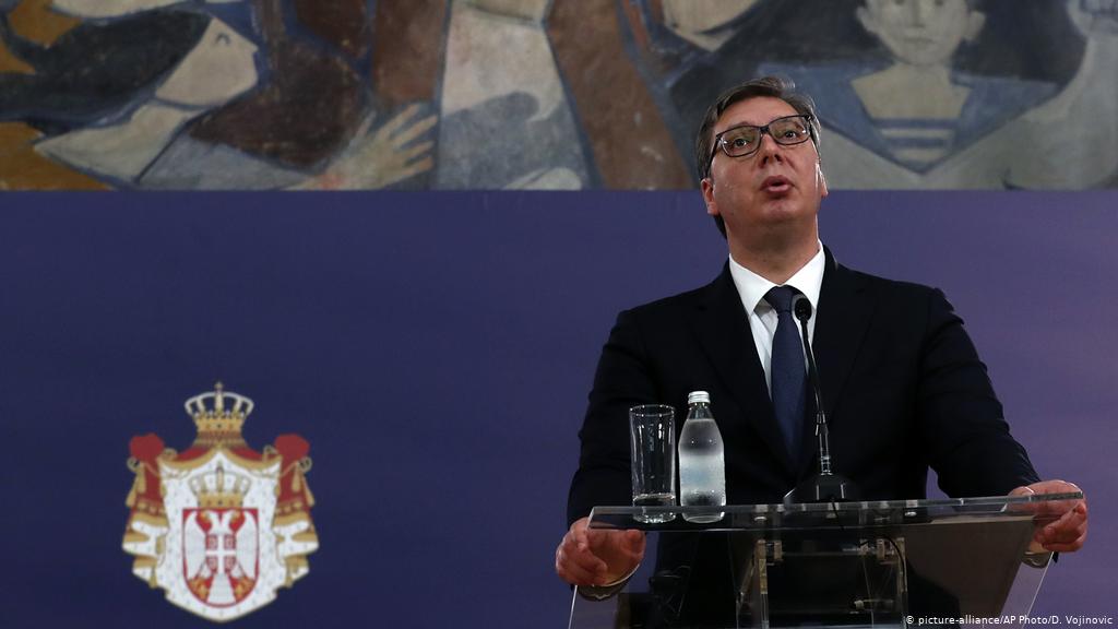 Akt-akuzat ndaj Thaçit e Veselit, Vuçiç: Ne e dimë që kanë ndodhur krime të tmerrshme