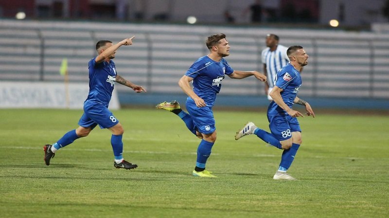 Teuta mposht Tiranën, rihapet gara për titullin