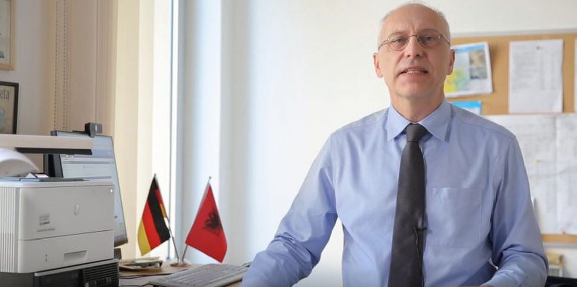 Ambasadori gjerman: Gjykata e Lartë dhe Kushtetuese të përmbushen para konferencës së parë të anëtarësimit