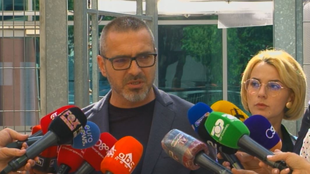 A do të rikthehet Saimir Tahiri? Ish-ministri: Nuk kam ikur nga politika dhe nuk më tundon
