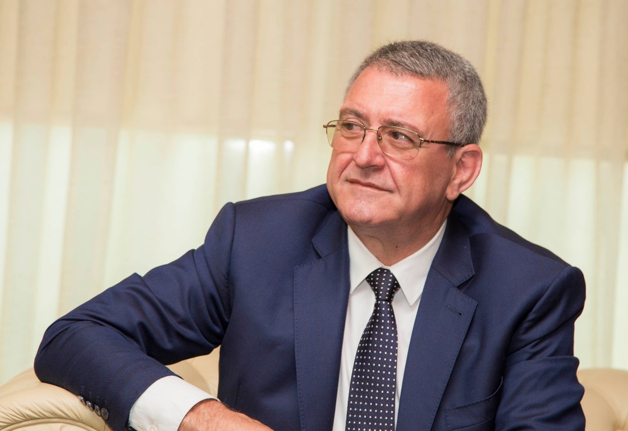 Duka për mediat italiane: Kumbulla e ardhmja e Shqipërisë, Tare dhe Reja…!