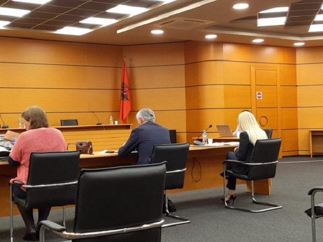 DSIK: Fatmira Hajdari fshehu revokimin e vizës amerikane