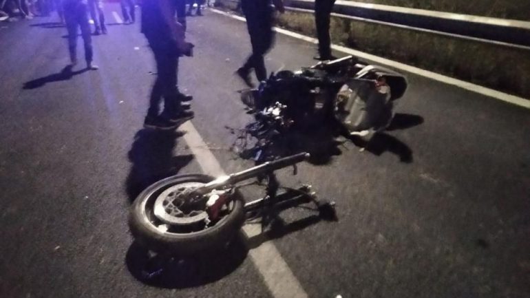 Greqi, humb jetën në aksident rrugor 21-vjeçar shqiptar