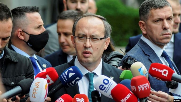 Hoti pas takimit me Lajçak: Jemi të gatshëm për dialog me Serbinë