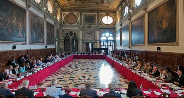 Komisioni i Venecias “rrëzon” qeverisë për ‘anti-shpifjen’: Frenon fjalën e lirë të mediave