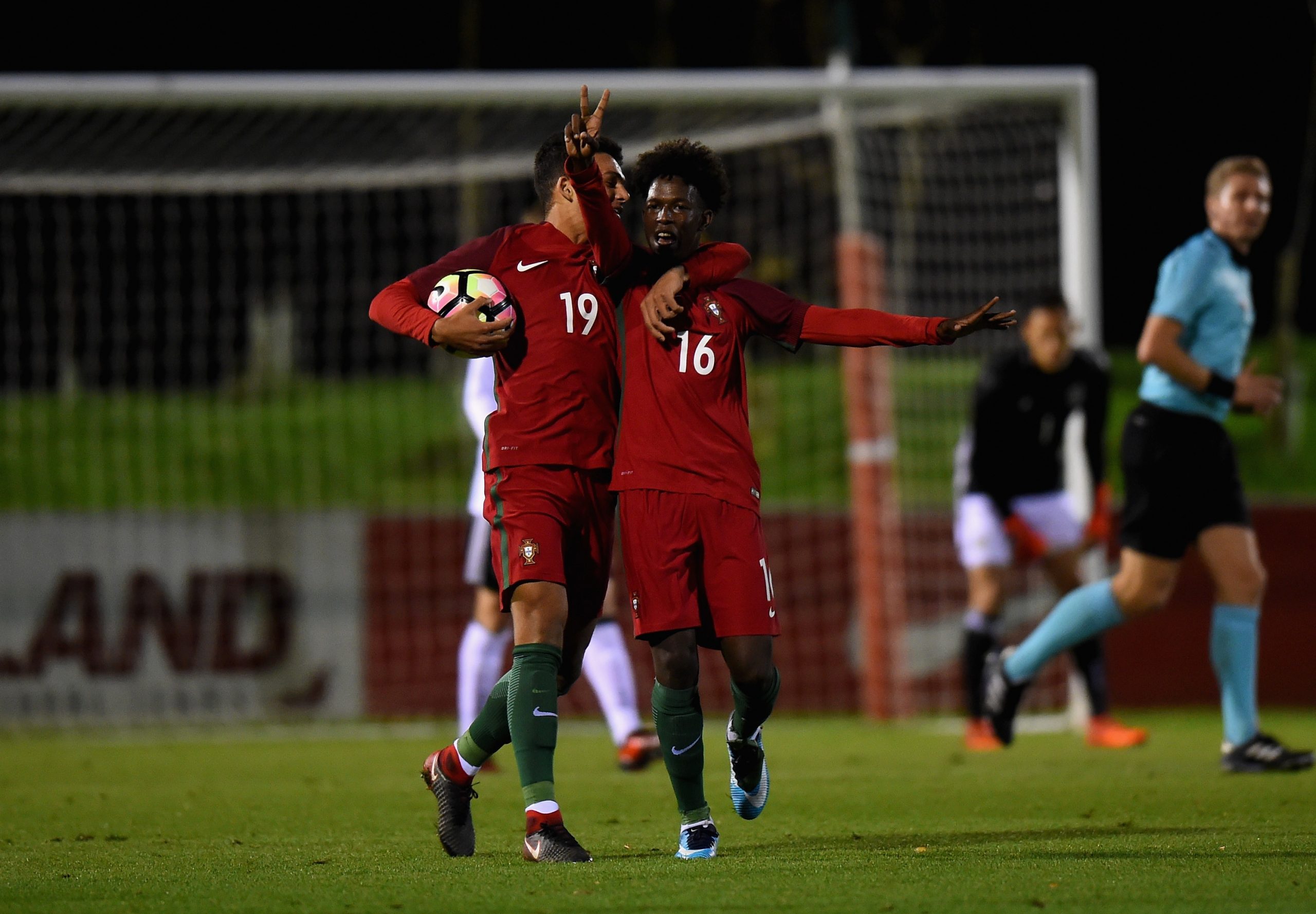 Pas Arthur, Juventus transferon edhe talentin portugez nga Manchester City