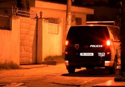 EMRI/ Konfliktohen dy persona me sende të forta, humb jetën njeri prej tyre