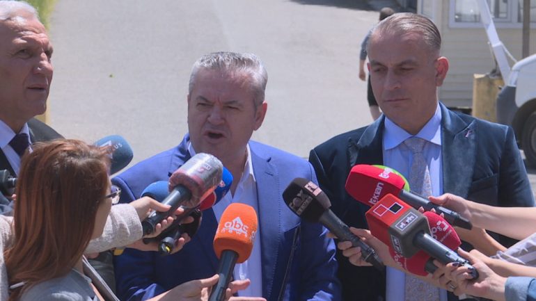 Kërkesë për zëvendësimin e Rudina Hajdarit, flet Myslim Murrizi