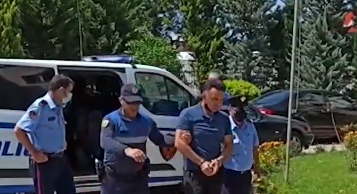 Mjekuan ilegalisht vrasësin e dy biznesmenëve, burg mjekëve të klinikës private në Tiranë