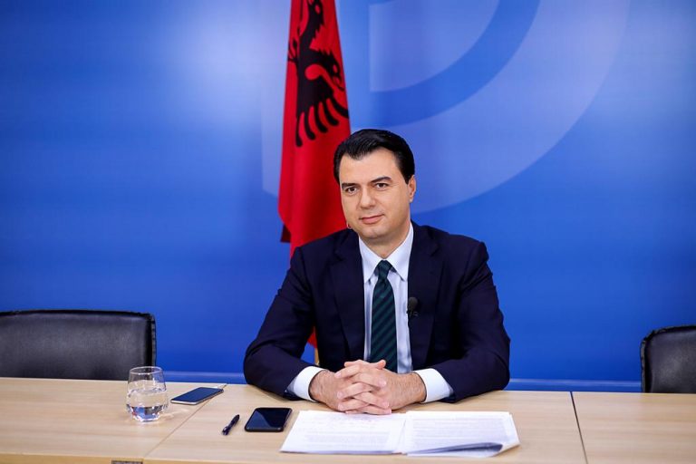 Akuzat për krime lufte ndaj Thaçit dhe Veselit/ Basha: Asgjë s’e përdhos UÇK-në