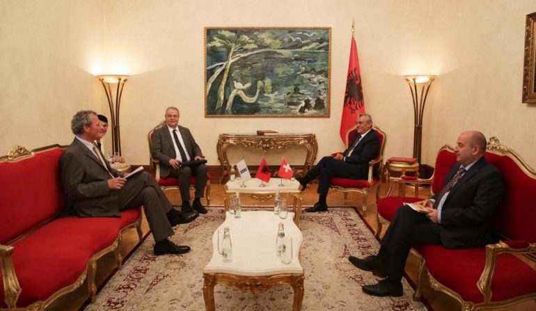 Ruçi takon ambasadorët e OSBE dhe të Zvicrës: Reforma Zgjedhore brenda këtij sesioni parlamentar