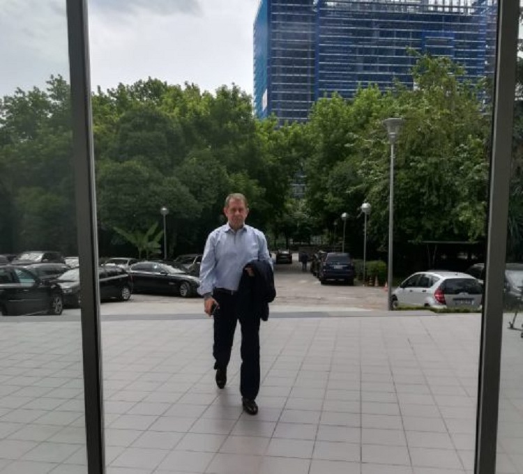 Reforma Zgjedhore/ Intensifikohen takimet, Kryemadhi dhe Idrizi në selinë e PD, takim me Bashën