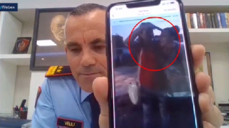Publikoi videon me pistoletë në dorë/ Nëna e 15-vjeçarit të dhunuar nga policia padit Ardi Veliun