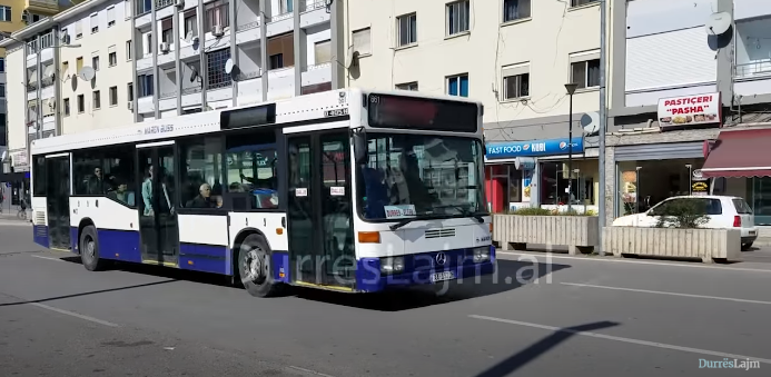 Ministria dha dritë jeshile, por Durrësi nuk është ende gati të hapë transportin publik