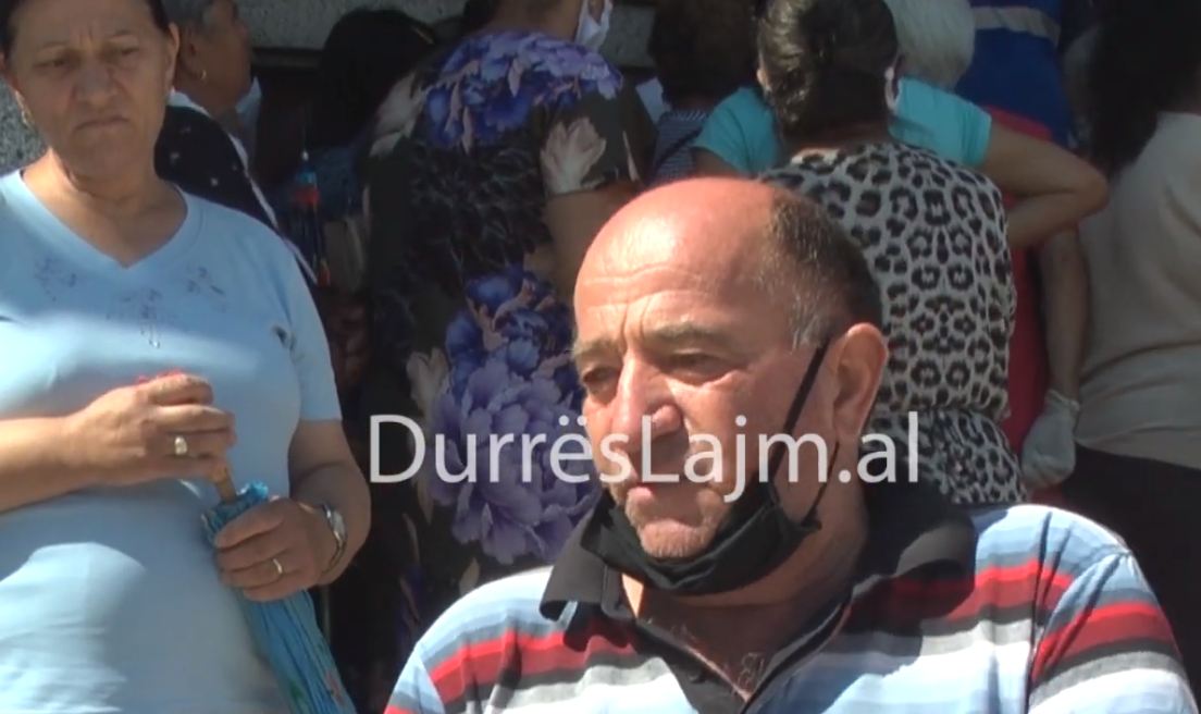 Qytetarët e Durrësit të skualifikuar nga granti i Rindërtimit: Po bëhet padrejtësi me ne (VIDEO)