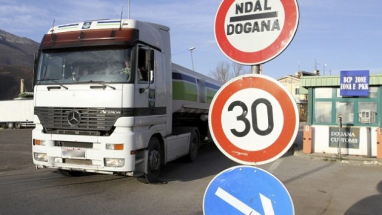 Nga sot s’ka orar për lëvizje, hiqet testimi i detyruar për COVID-19 në kufi dhe karantina për ata që hyjnë në Kosovë