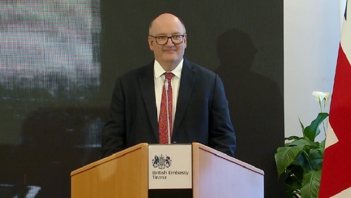 Afati i fundit për Zgjedhoren, ambasadori Norman: Hap me rëndësi për në BE, shpresoj të miratohet në Kuvend