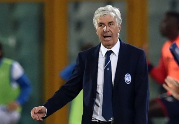 Fitoi ndeshjen 4-1, trajneri i ekipit italian përjashtohet për protesta kundër VAR-it