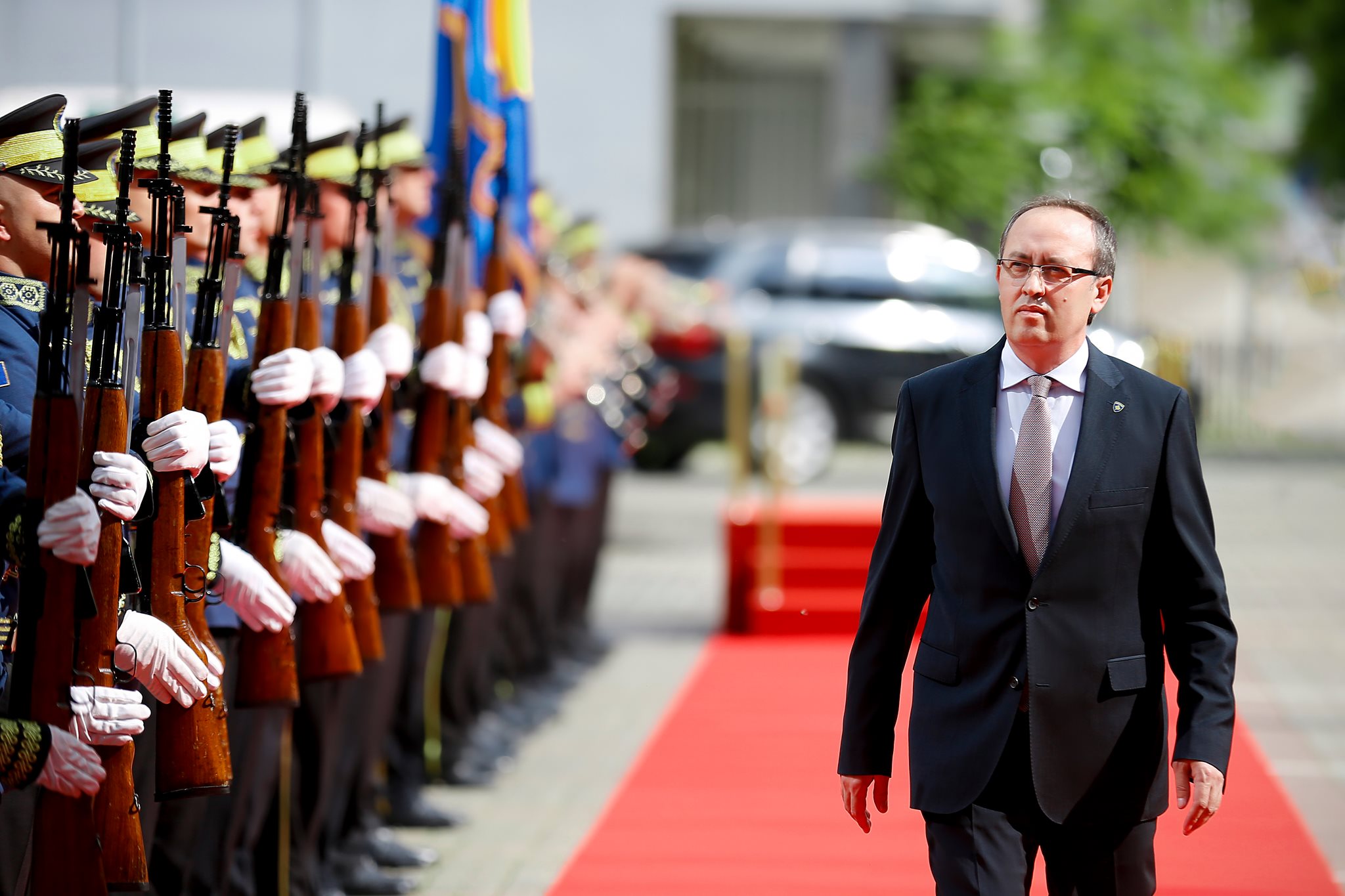 Akuzat ndaj Thaçit e Veselit/ Kryeministri Hoti anulon takimin në Uashington