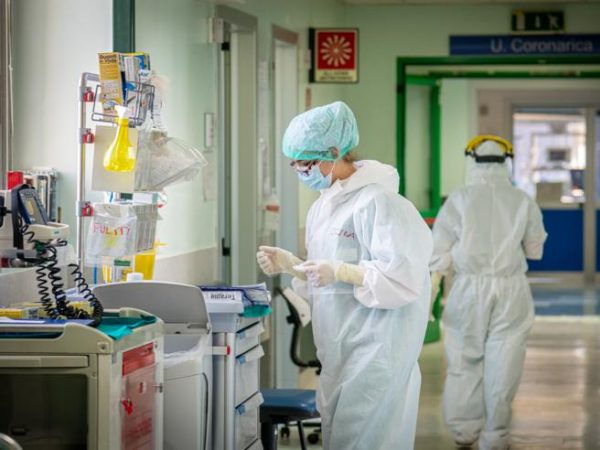 Koronavirusi në Itali, 72 viktima dhe 2700 raste në 24 orë