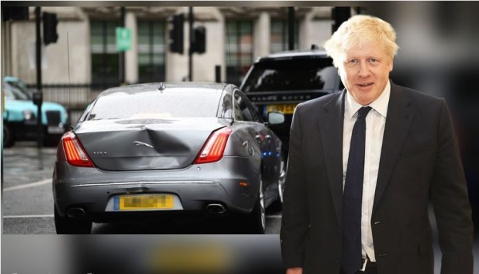 Kryeministri britanik përfshihet në një aksident me makinë (FOTO & VIDEO)