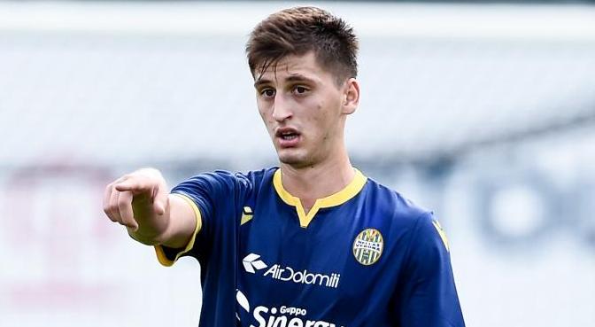 Juventus mposht konkurencën e Interit, arrin akordin me Veronan për Kumbullën!